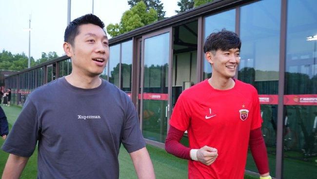 亚洲小视频在线